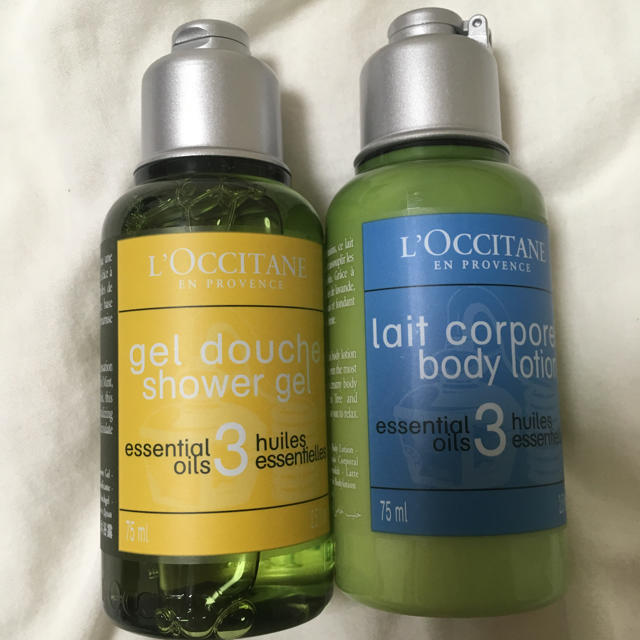 L'OCCITANE(ロクシタン)のロクシタン ボディシャンプー、ボディローション 75ml コスメ/美容のボディケア(ボディソープ/石鹸)の商品写真