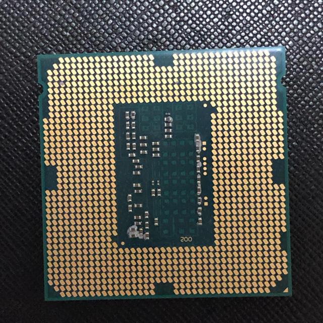 CPU core i7-4700K グリス付着 スマホ/家電/カメラのPC/タブレット(PCパーツ)の商品写真