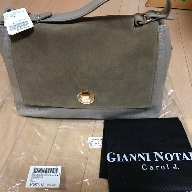 Giannni Notaro by Carol J