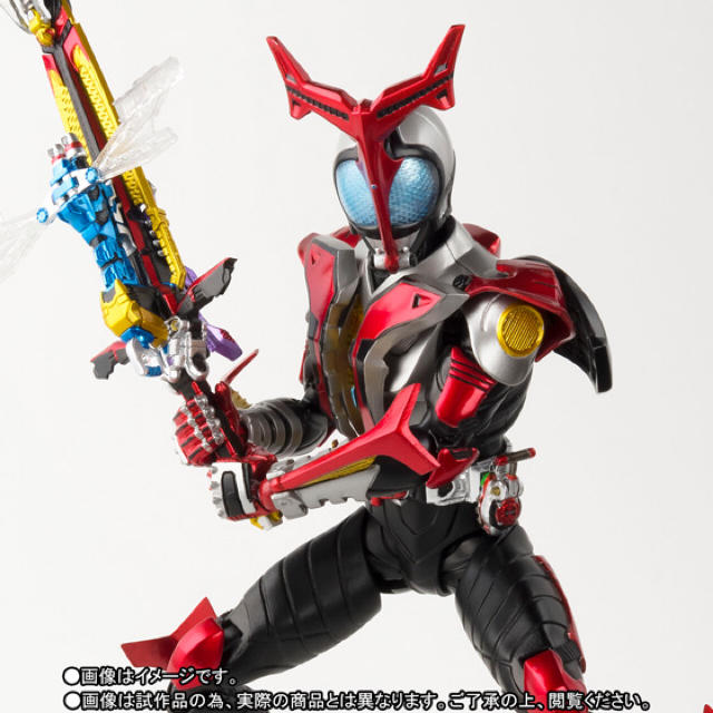 真骨彫製法 S.Hフィギュアーツ 仮面ライダーカブト ハイパー、ダーク