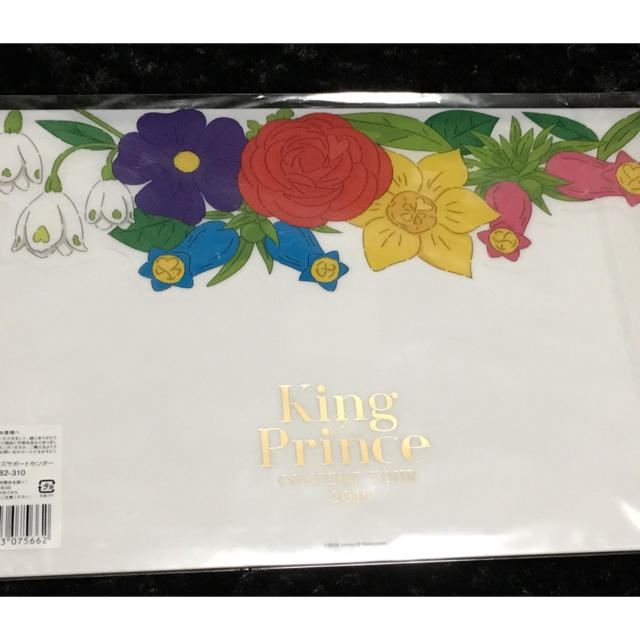 Johnny's(ジャニーズ)のKing & Prince concert tour2019♡クリアファイル エンタメ/ホビーのタレントグッズ(アイドルグッズ)の商品写真