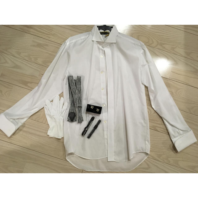 新郎♡ウィングカラーシャツ&サスペンダー&アームバンド&手袋&カフスボタン メンズのファッション小物(サスペンダー)の商品写真