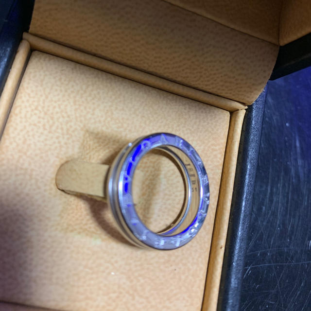 BVLGARI(ブルガリ)のBVLGARI B_01 k18wgリング レディースのアクセサリー(リング(指輪))の商品写真