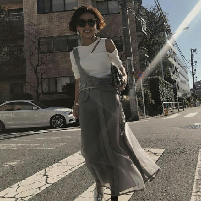 Ameri VINTAGE 新品✨✨ワンショルダーシアースカート ロング Ameri VINTAGE 新品✨✨ワンショルダーシアースカート ロング