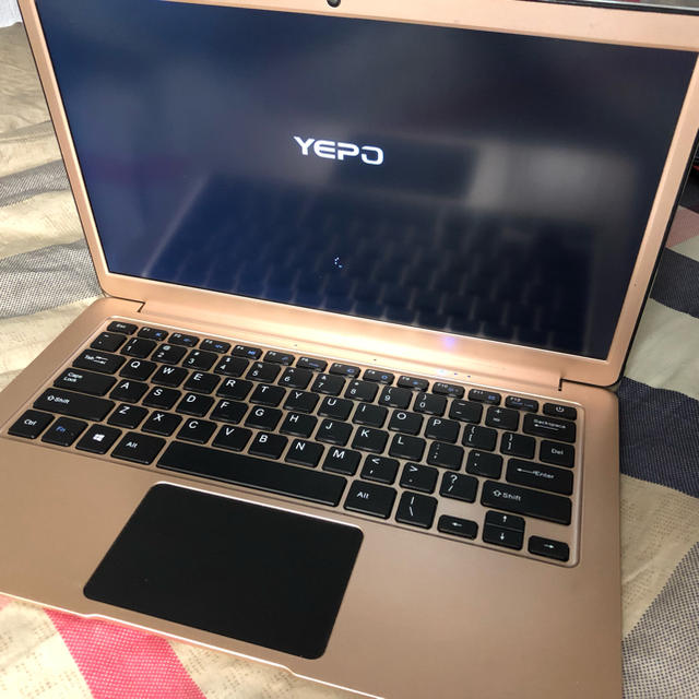 YEPO 737S 13.3インチ N3450/6GB/64GB 中華ノート