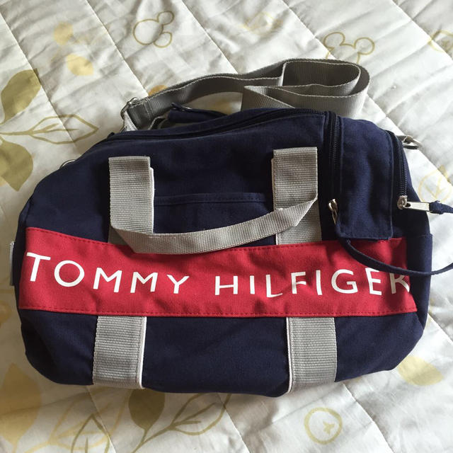 TOMMY HILFIGER(トミーヒルフィガー)のTOOMY HILFIGER ボストン レディースのバッグ(ボストンバッグ)の商品写真