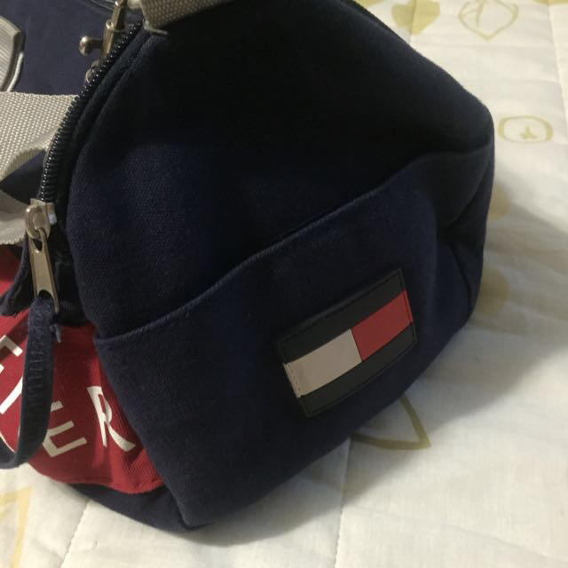 TOMMY HILFIGER(トミーヒルフィガー)のTOOMY HILFIGER ボストン レディースのバッグ(ボストンバッグ)の商品写真