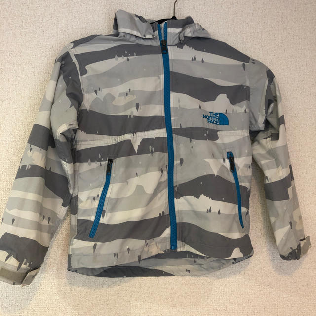 THE NORTH FACE(ザノースフェイス)のTHE NORTH FACE  キッズ120 キッズ/ベビー/マタニティのキッズ服男の子用(90cm~)(ジャケット/上着)の商品写真