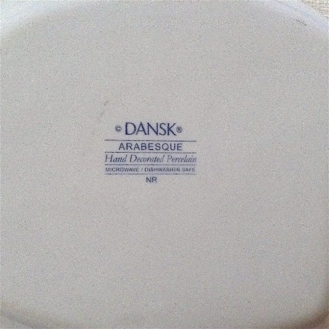 DANSK(ダンスク)の🚫売約済🚫DANSK アラベスク スモールフィッシュプラター 魚型 ダンスク  インテリア/住まい/日用品のキッチン/食器(食器)の商品写真