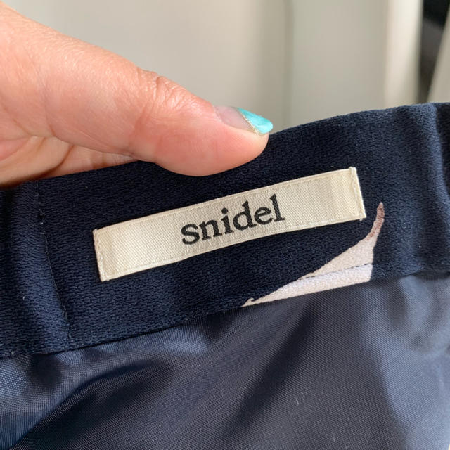 SNIDEL(スナイデル)の再お値下げ 秋に！snidel フィッシュテールスカート レディースのスカート(ひざ丈スカート)の商品写真