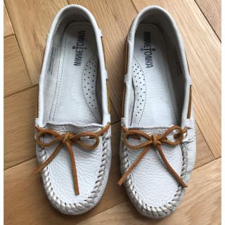 ミネトンカ(Minnetonka)のみちみち様専用 MINNETONKA 皮パンプスとchampion 短パン(ハイヒール/パンプス)