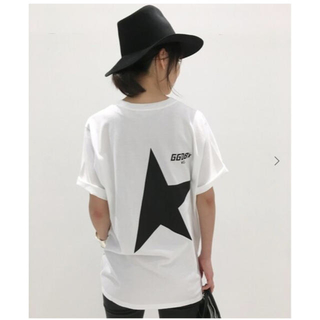 アパルトモンドゥーズィエムクラス(L'Appartement DEUXIEME CLASSE)のGOLDEN GOOSE BACK STAR Tシャツ  新品未使用タグ付き(Tシャツ(半袖/袖なし))