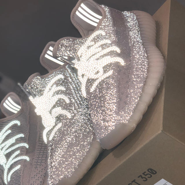 yeezy boost 350 V2 synth  Reflective
