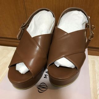 マジェスティックレゴン(MAJESTIC LEGON)の新品 マジェスティックレゴン クロスサンダル(サンダル)