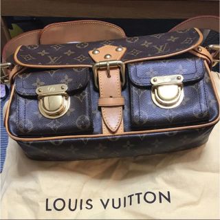 ルイヴィトン(LOUIS VUITTON)のLVハドソン廃番品(ハンドバッグ)