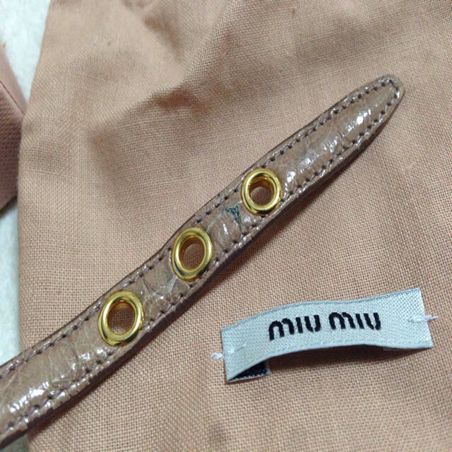 miumiu(ミュウミュウ)のMIU MIU ブレスレット 値下げ♡ レディースのアクセサリー(ブレスレット/バングル)の商品写真