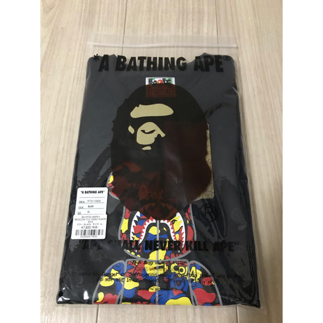 A BATHING APE(アベイシングエイプ)のbape様専用メディコムトイ BE@RTEE BAPE CAMO SHARK Ｔ メンズのトップス(Tシャツ/カットソー(半袖/袖なし))の商品写真