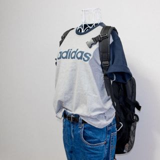 アディダス(adidas)のadidas グレー×ネイビー(Tシャツ/カットソー(半袖/袖なし))