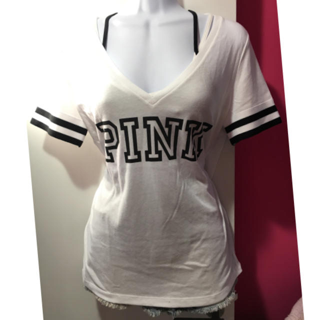 Victoria's Secret(ヴィクトリアズシークレット)のTシャツ ヴィクトリアズシークレット Victoria’s Secret  レディースのトップス(Tシャツ(半袖/袖なし))の商品写真