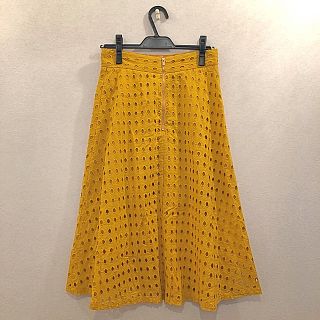 エイチアンドエム(H&M)のH&Mパンチングスカート(ひざ丈スカート)