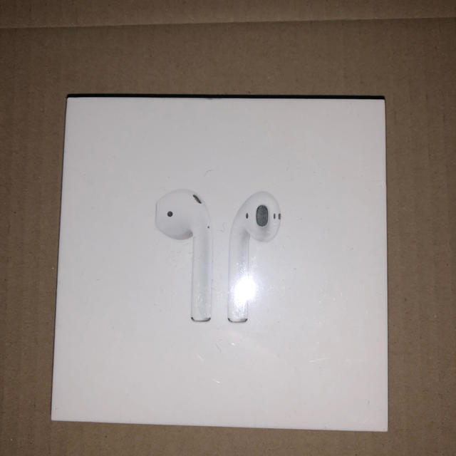 AirPods with Charging Case MV7N2J/A 15個