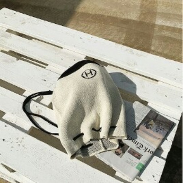 dholic(ディーホリック)のHマークバッグ　 レディースのバッグ(ショルダーバッグ)の商品写真