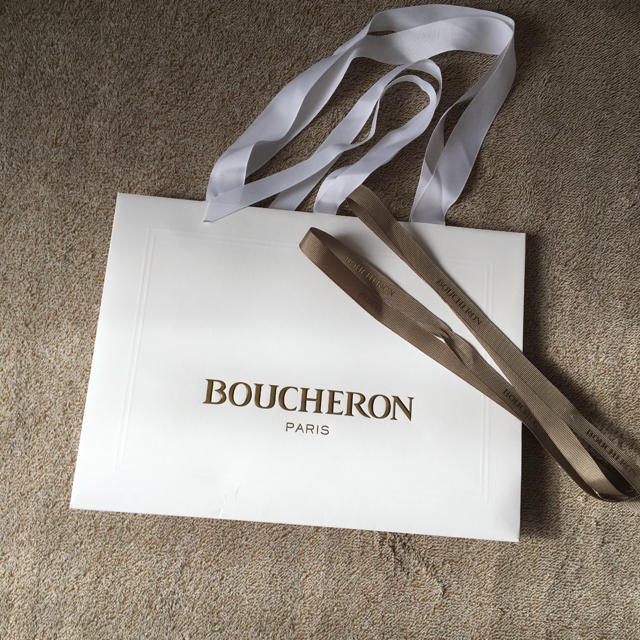 BOUCHERON(ブシュロン)のブシュロン  セルパンボエム ブックマーク 紙袋 リボン カタログ ハンドメイドの文具/ステーショナリー(しおり/ステッカー)の商品写真