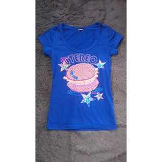 マジョレナ(Majorena)のTシャツ、青ブルー×ネオンカラー、マジョレナ(Tシャツ(半袖/袖なし))
