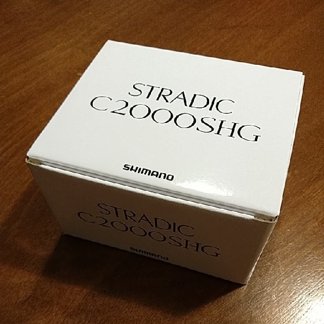 19 STRADIC C2000SHG シマノ　19 ストラディックリール