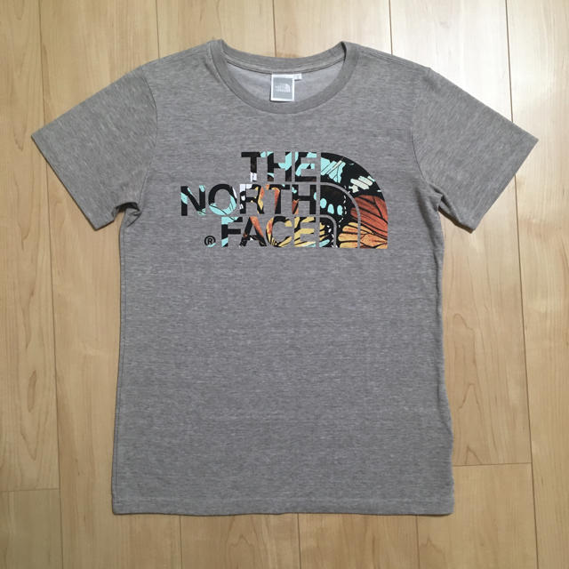 THE NORTH FACE(ザノースフェイス)のredmarine様専用ノースフェイス tシャツ2点セット レディースのトップス(Tシャツ(半袖/袖なし))の商品写真