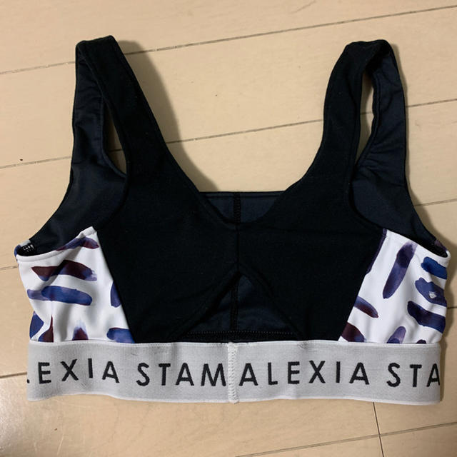 ALEXIA STAM(アリシアスタン)のお値下げ中！Logo Band Training Bra Black スポーツ/アウトドアのトレーニング/エクササイズ(トレーニング用品)の商品写真