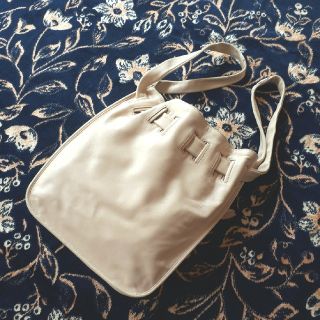 グッチ(GUCCI)のGUCCIレザーバッグ(ハンドバッグ)