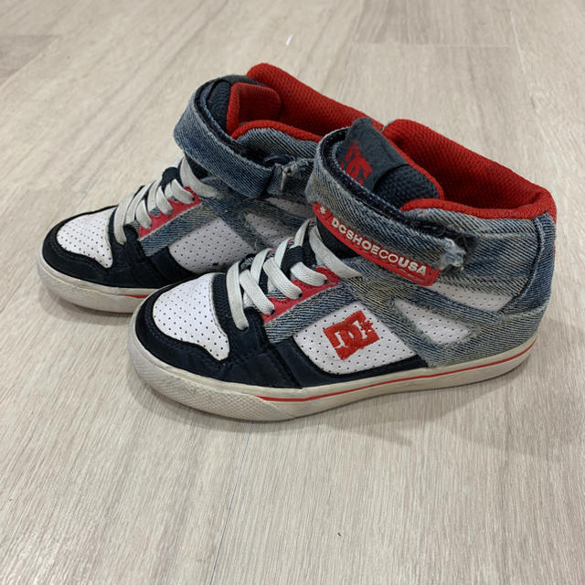 DC SHOE(ディーシーシュー)のDC キッズスニーカー キッズ/ベビー/マタニティのキッズ靴/シューズ(15cm~)(スニーカー)の商品写真