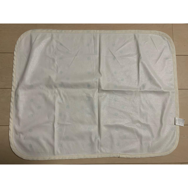 ベルメゾン(ベルメゾン)の専用 キッズ/ベビー/マタニティのおむつ/トイレ用品(おむつ替えマット)の商品写真