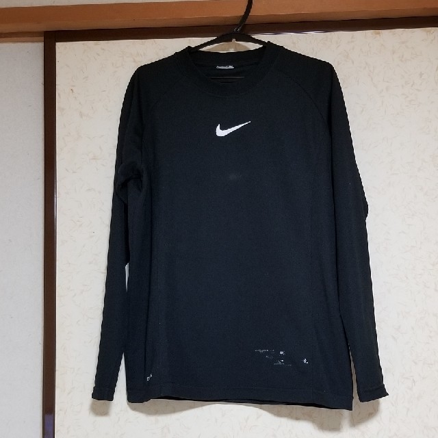 NIKE(ナイキ)のNIKEキッズ長袖Tシャツ キッズ/ベビー/マタニティのキッズ服男の子用(90cm~)(Tシャツ/カットソー)の商品写真