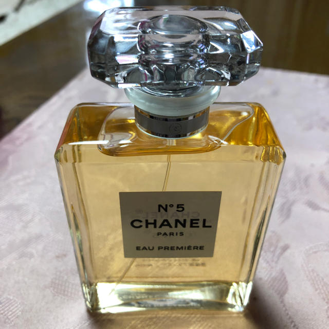 CHANEL(シャネル)のチーキー様専用 オードプァルファム➕ボディークリーム コスメ/美容のボディケア(ボディクリーム)の商品写真