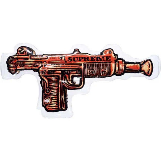 Supreme(シュプリーム)のsupreme Toy Uzi Inflatable Pillow うきわ メンズのファッション小物(その他)の商品写真