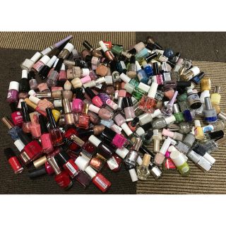 オーピーアイ(OPI)のネイルまとめ売り260点(マニキュア)