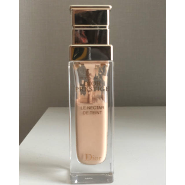 Christian Dior(クリスチャンディオール)のdior プレステージ ファンデーション01 コスメ/美容のベースメイク/化粧品(ファンデーション)の商品写真