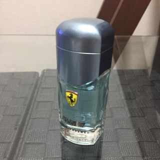 フェラーリ(Ferrari)のフェラーリ ライトエッセンス オードトワレ(香水(男性用))