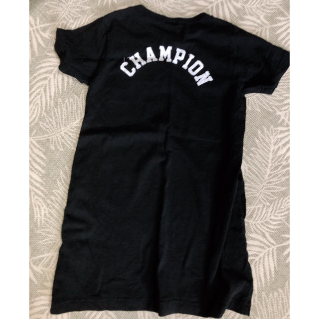 Champion(チャンピオン)の✿130 champion 黒ワンピ✿ キッズ/ベビー/マタニティのキッズ服女の子用(90cm~)(ワンピース)の商品写真