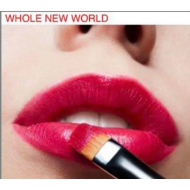 日本未発売！MAC アラジン限定コラボリップ　WHOLE NEW WORLD