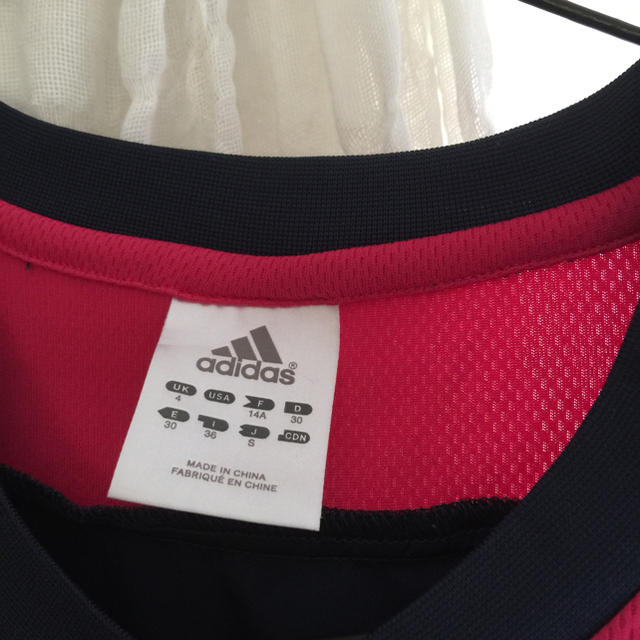 adidas(アディダス)のアディダス スポーツシャツ レディース スポーツ/アウトドアのテニス(ウェア)の商品写真