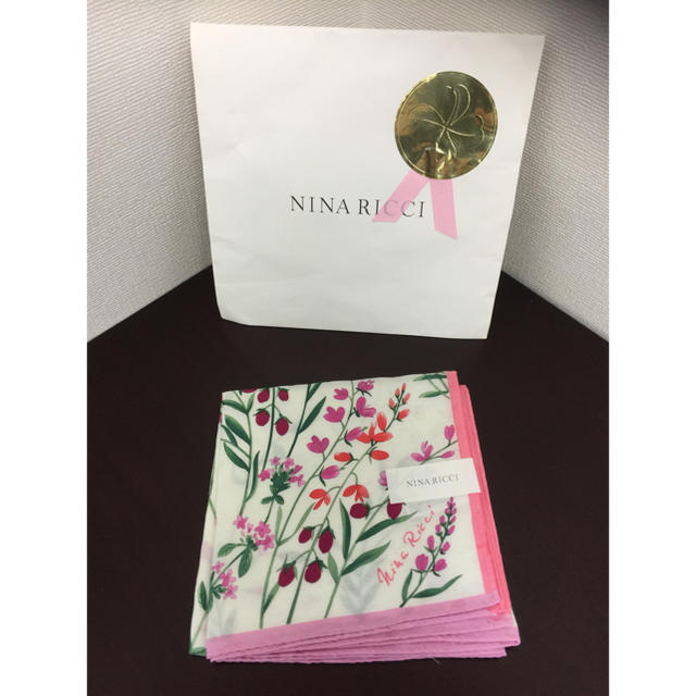 NINA RICCI(ニナリッチ)のNINA  RICCI   大判ハンカチ メンズのファッション小物(ハンカチ/ポケットチーフ)の商品写真