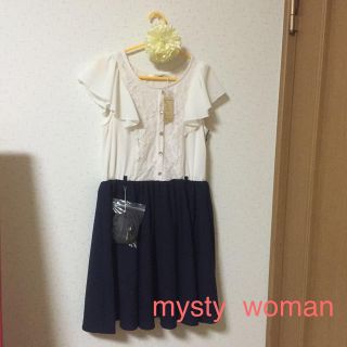 ミスティウーマン(mysty woman)のドッキングワンピース(ひざ丈ワンピース)