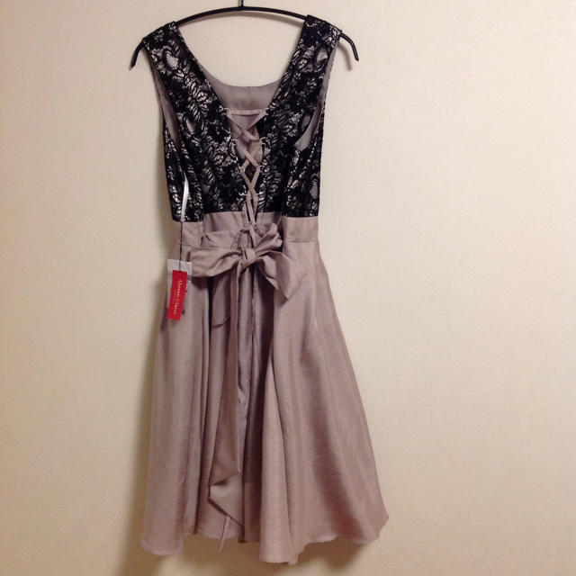 (未使用タグ付き)フォーマル ワンピース レディースのフォーマル/ドレス(ミディアムドレス)の商品写真