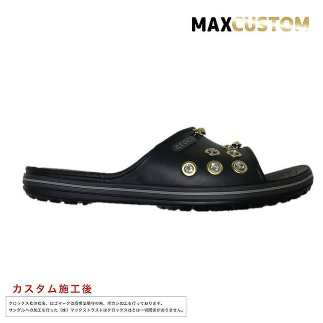 crocs(クロックス)のクロックス 黒  金 パンク カスタム crocs スワロ  25-29 新品 メンズの靴/シューズ(サンダル)の商品写真