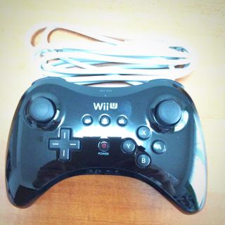 ウィーユー(Wii U)のWiiU proコントローラ(家庭用ゲーム機本体)