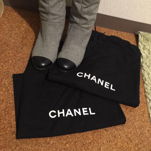 CHANEL(シャネル)のMARIさん、専用 値下げ！！CHANEL★ブーツ  レディースの靴/シューズ(ブーツ)の商品写真