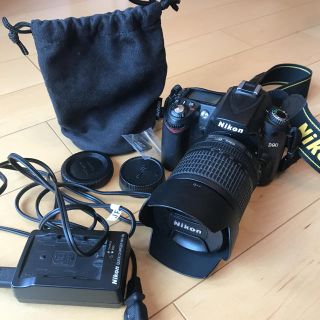 ニコン(Nikon)のNICON D90 一眼レフカメラ(デジタル一眼)